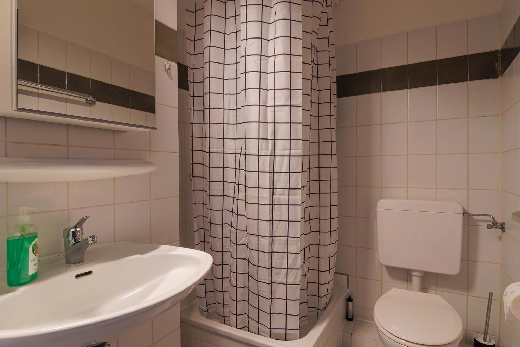 K-Units: Luebeck Roter Loewe - City Nahes Appartement Esterno foto